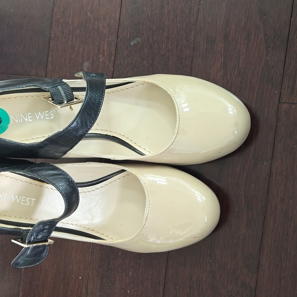 Nine west mary Jane 2 tone wedge shoe - Picture 7 of 8